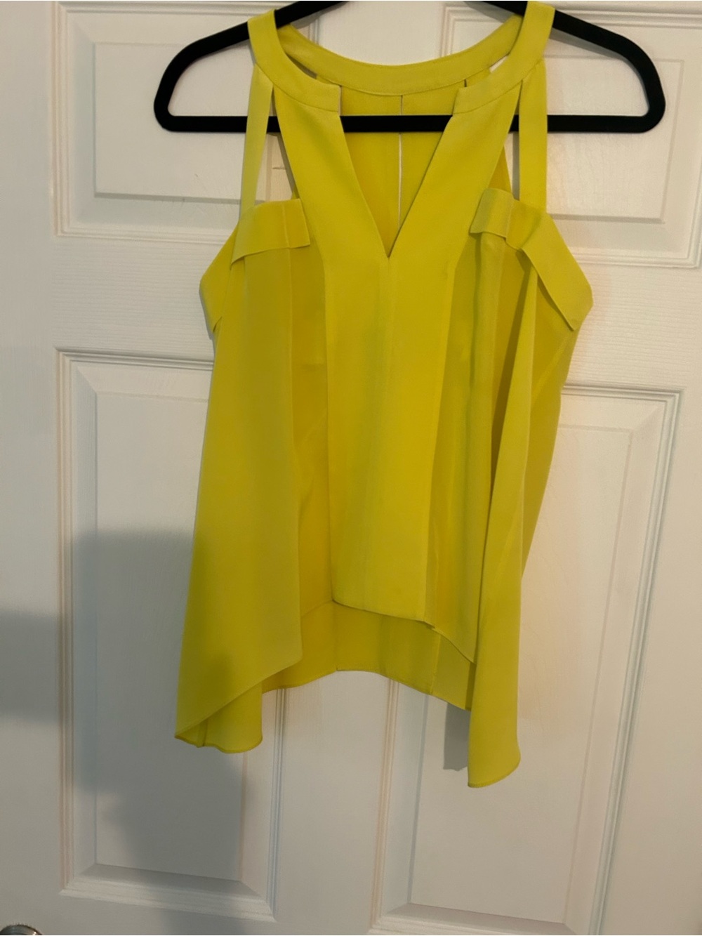 BCBGMaxAzria Bright Yellow V-Neck Sleeveless Camisole